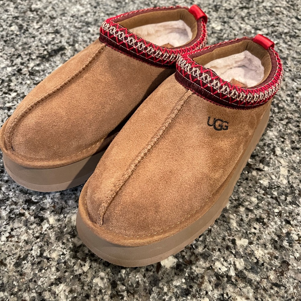 Brand New Platform Ugg Slippers